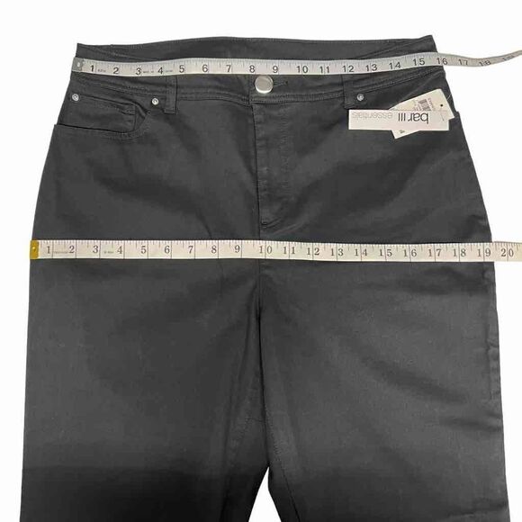 Bar III Essentials Jeans Deep Black Zip Fly Button Closure 5 Pockets Size 10 - Picture 3 of 13